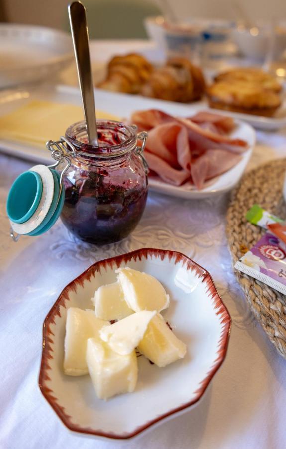 Palazzo Della Contessa - Suites & Breakfast レッチェ エクステリア 写真