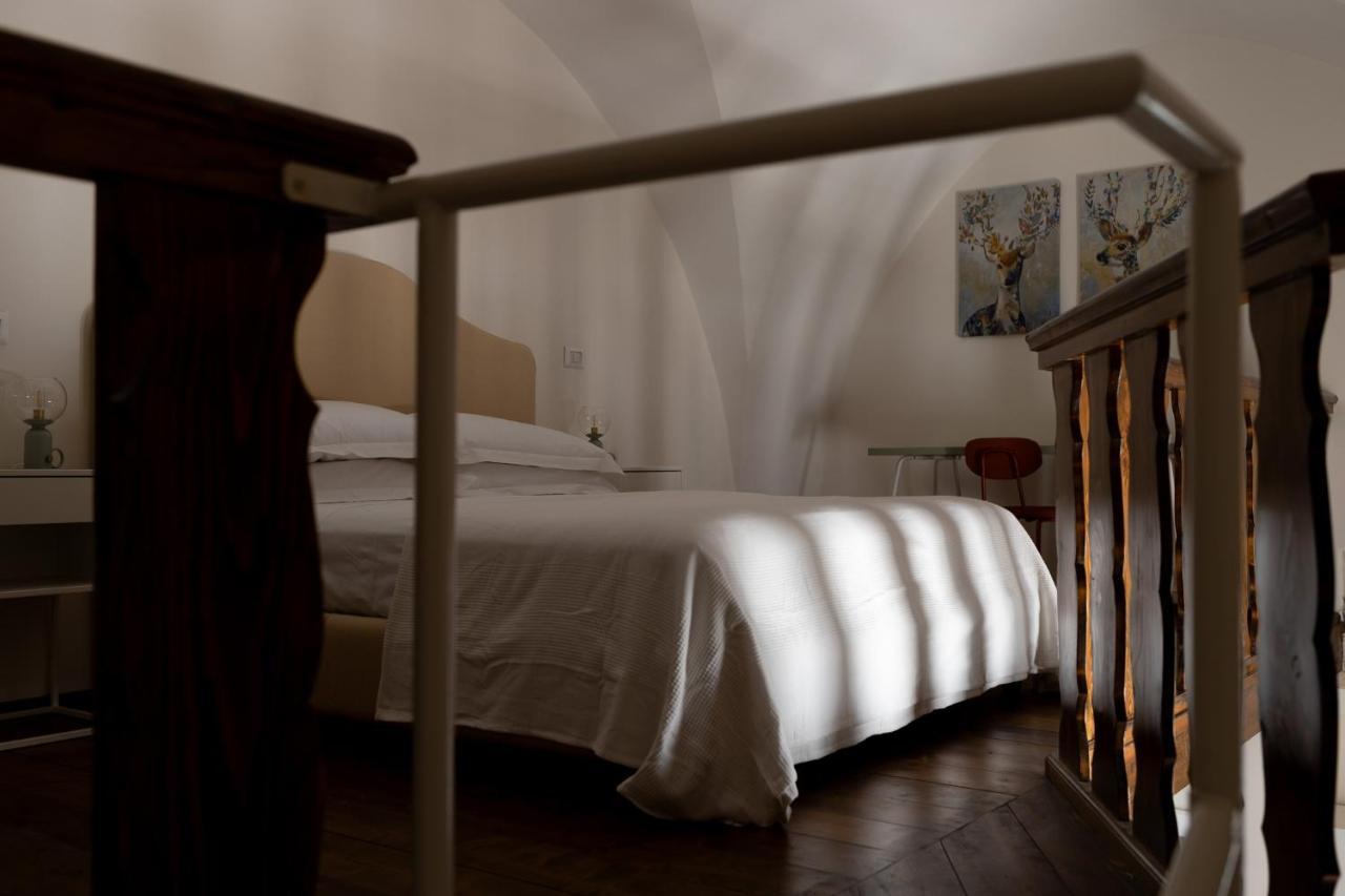 Palazzo Della Contessa - Suites & Breakfast レッチェ エクステリア 写真