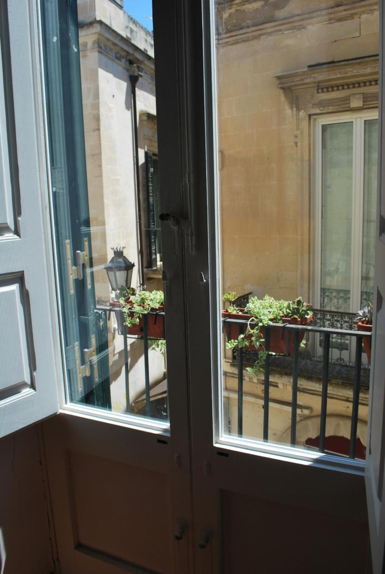 Palazzo Della Contessa - Suites & Breakfast レッチェ エクステリア 写真