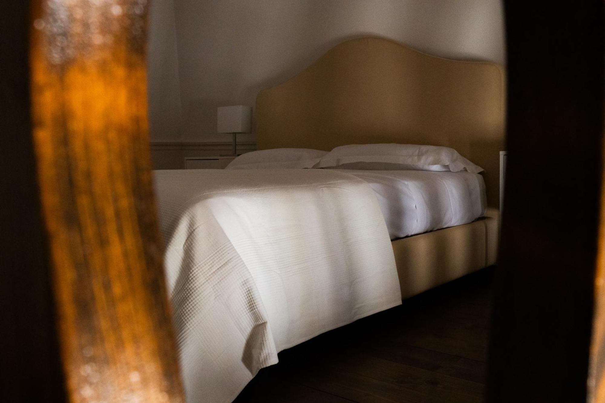 Palazzo Della Contessa - Suites & Breakfast レッチェ エクステリア 写真